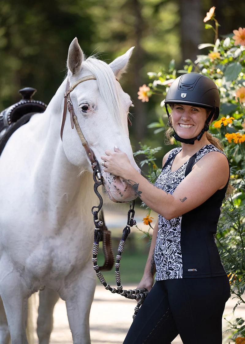 #color_Soft White Posh Paisley