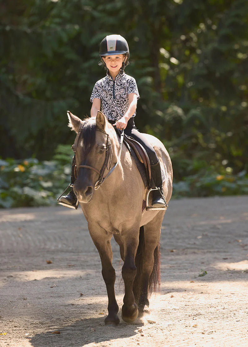 #color_Soft White Posh Paisley