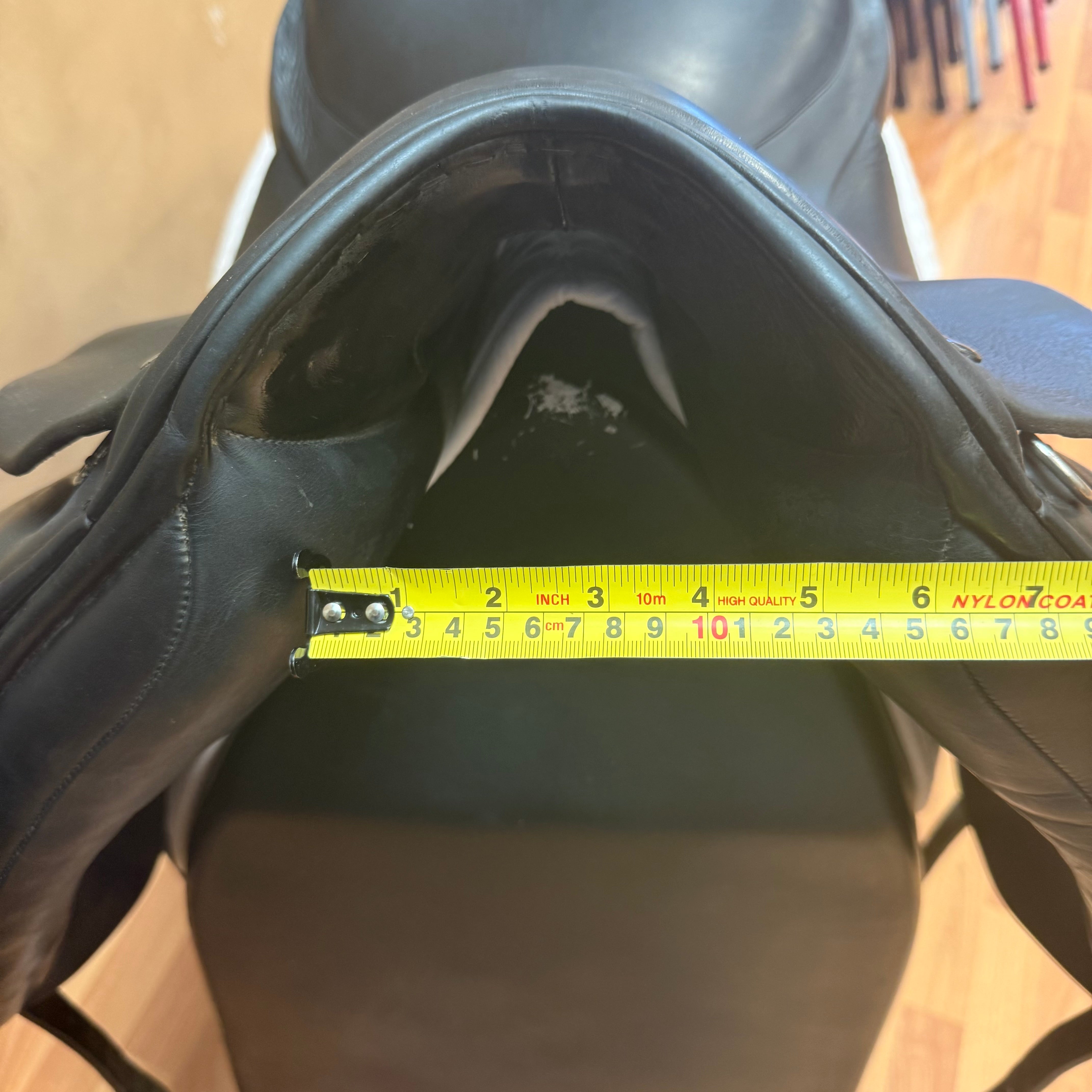 Used Trilogy Debbie McDonald Dressage Saddle 18" Extra Wide Tree