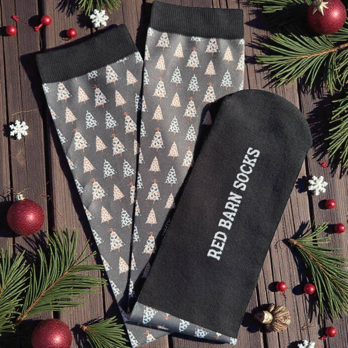 Red Barn Socks - Winter Woods