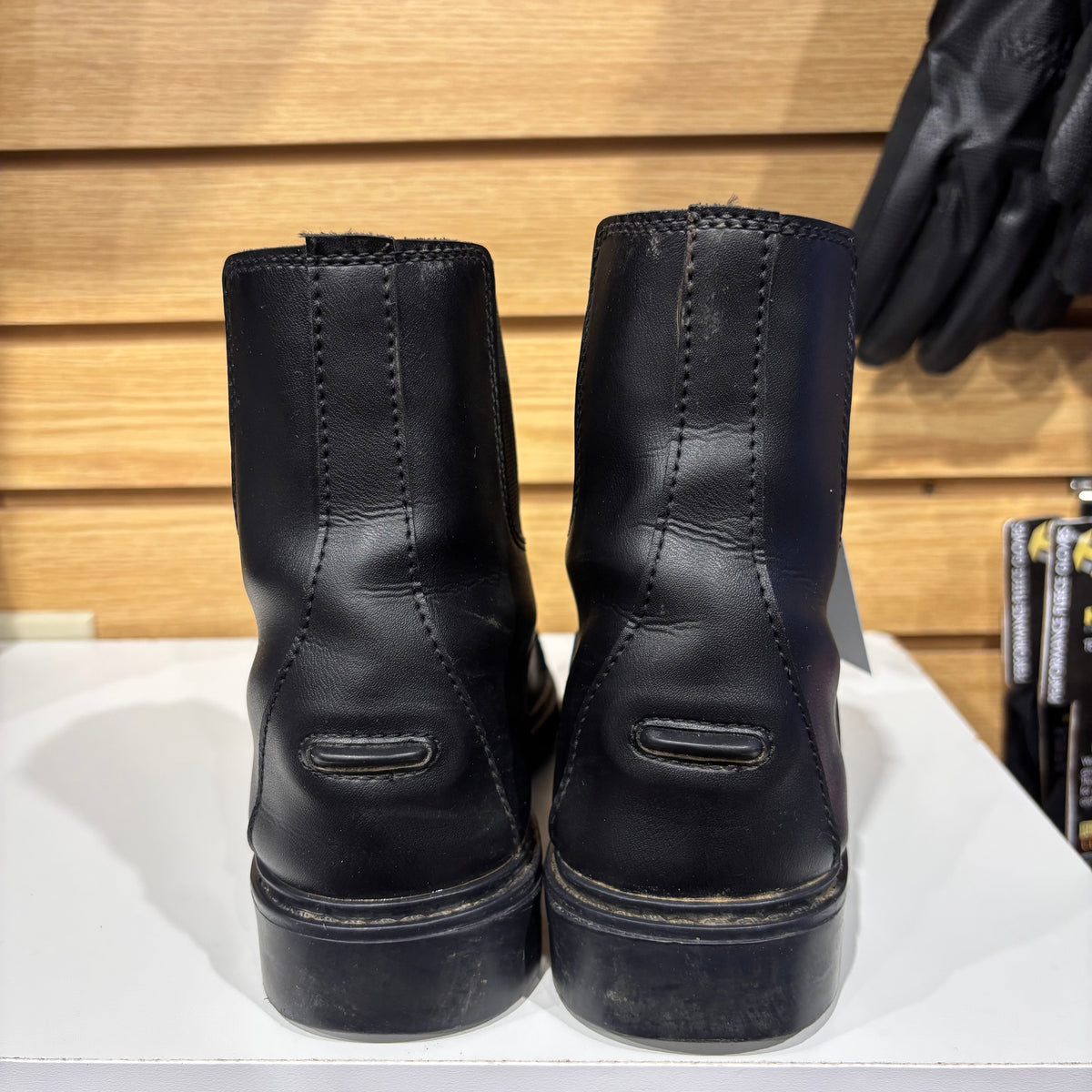 Used 4 Black Tuffrider Paddock Boots