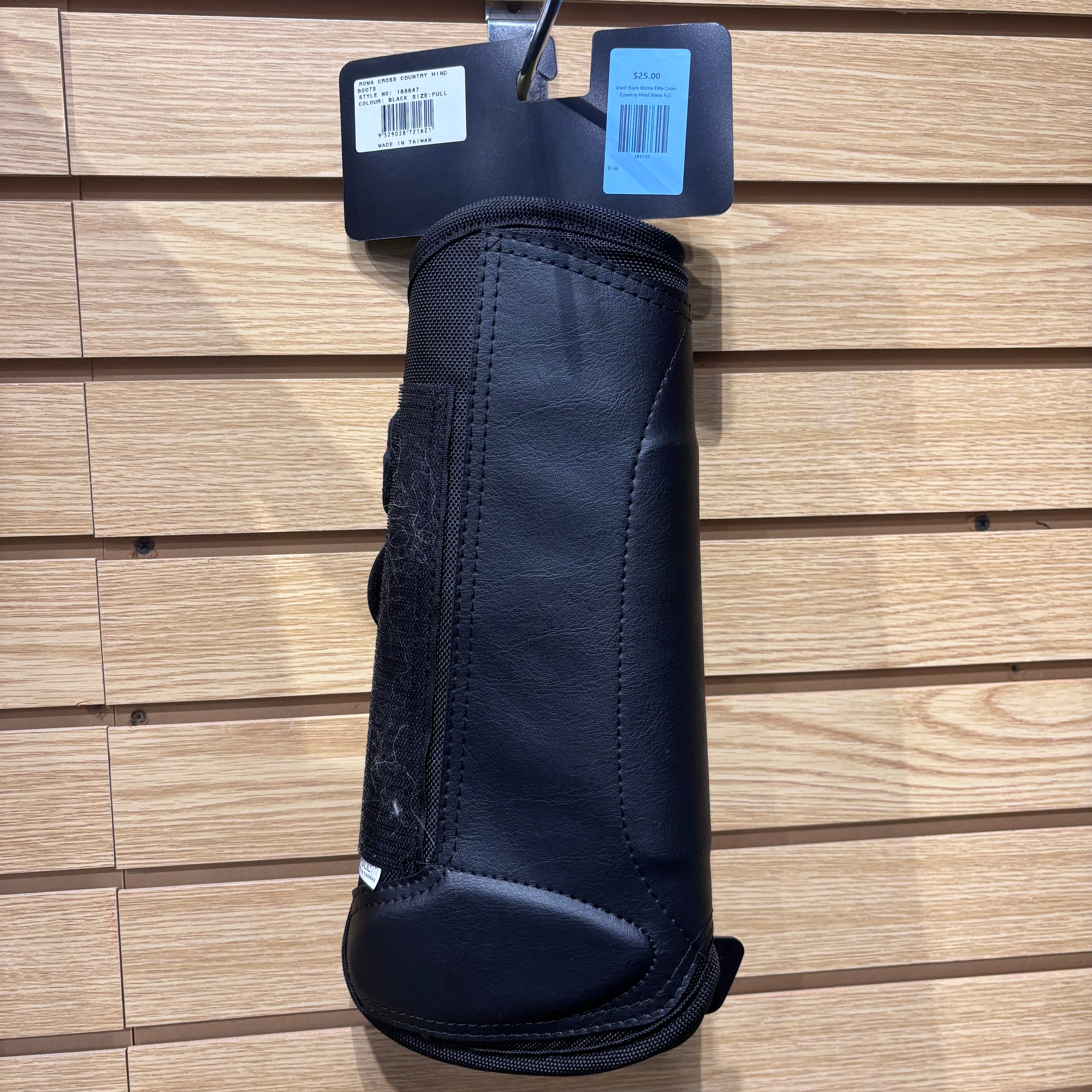 Used Black Roma Elite Cross Country Hind Boots Full