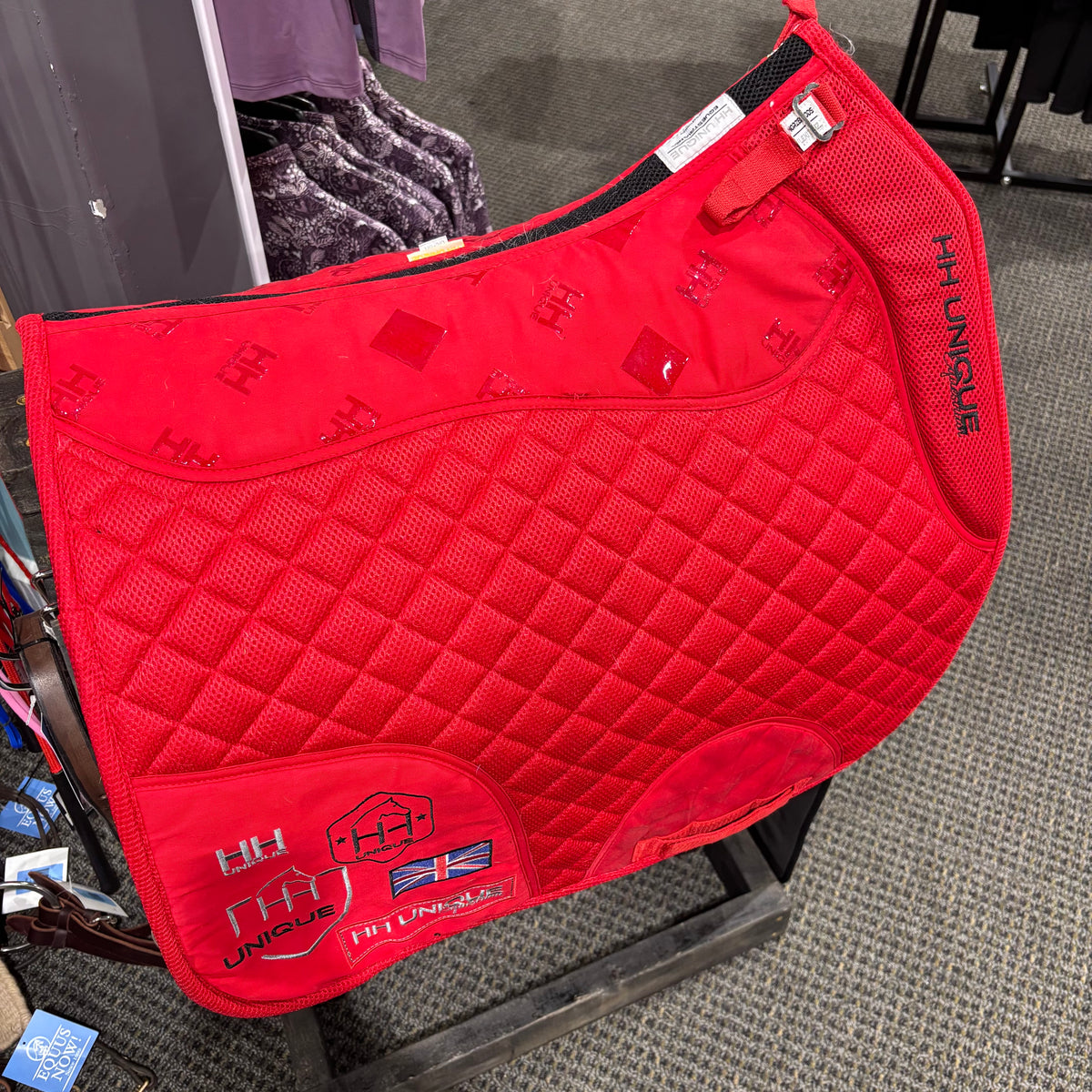 Used Dressage Red HH Unique Dressage Saddle Pad