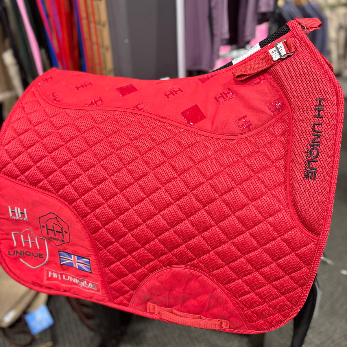 Used Dressage Red HH Unique Dressage Saddle Pad