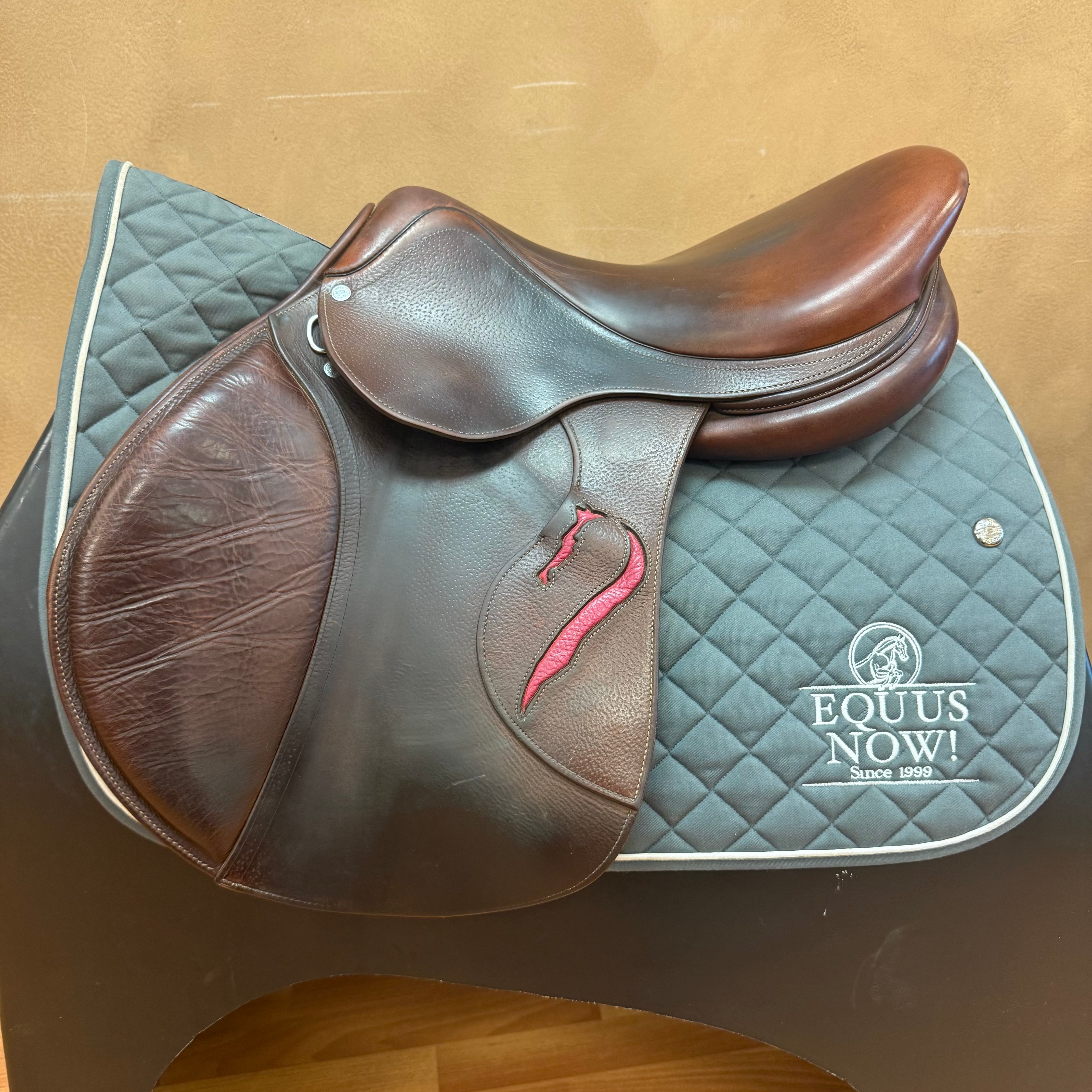 Used Antares Connexion Jump Saddle 17.5" Medium Wide Tree