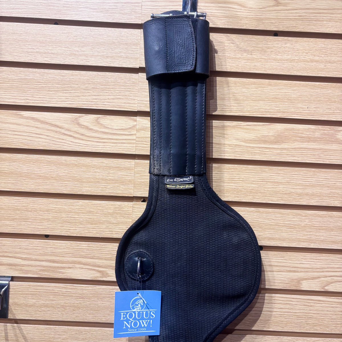 Used 32" Black Mikmar Comfort Girth