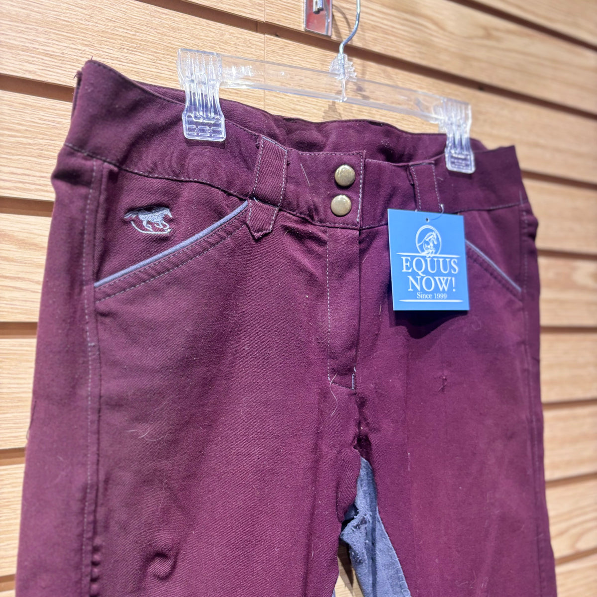 Used 32 Maroon/Grey SmartPak Piper Full Seat Breeches