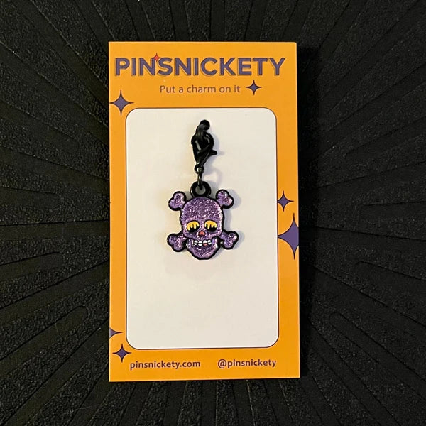 Pinsnickety Charm - Skull