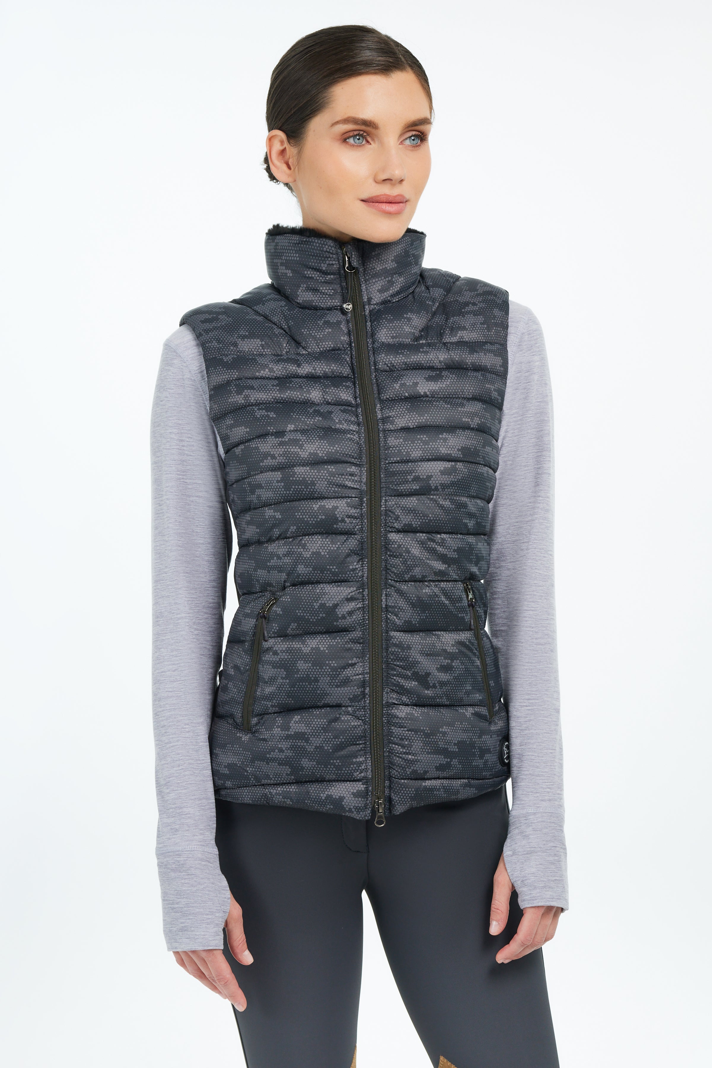 RJ Classic Harlie Vest - Black Digital Camo