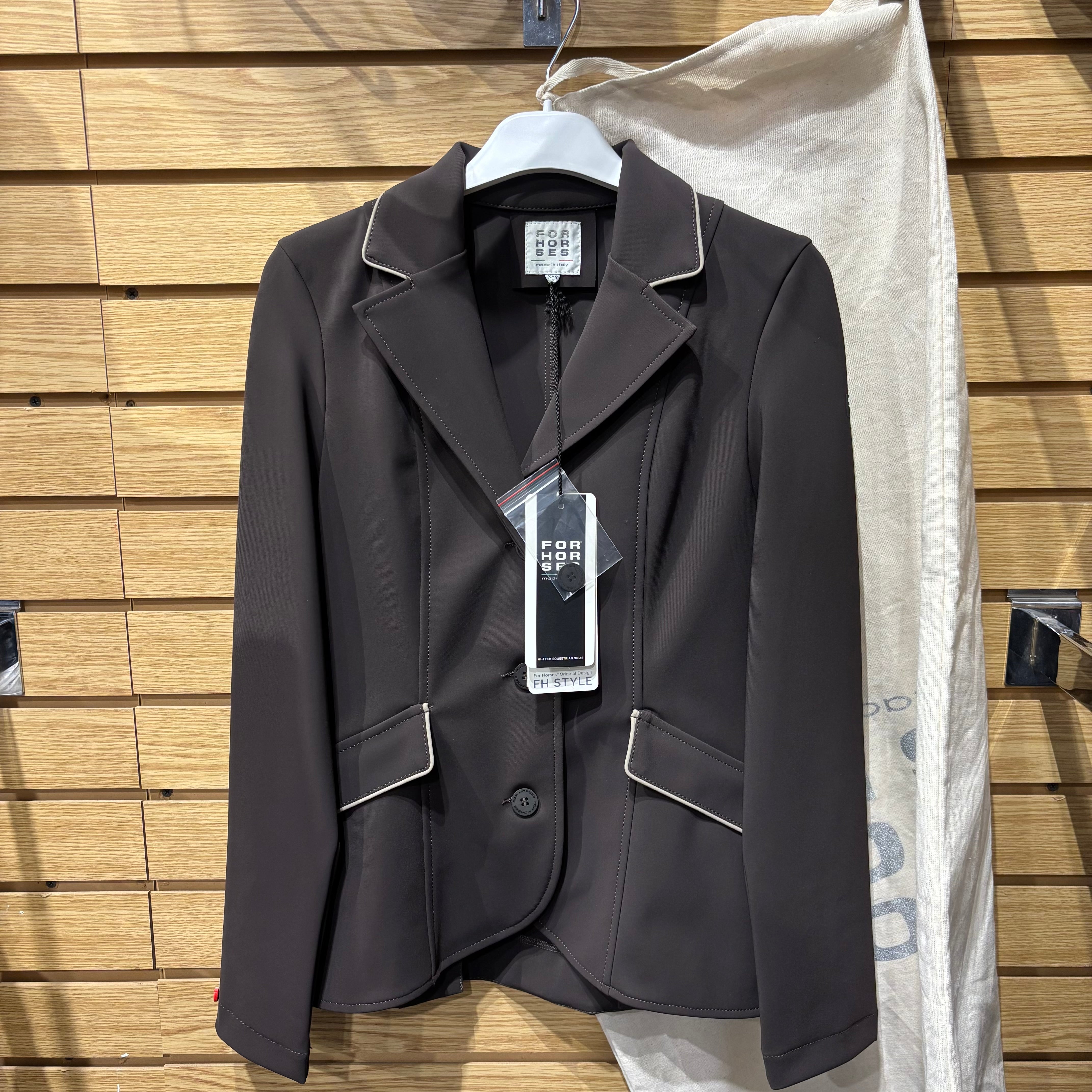 Used XX-Small Brown For Horses Show Coat