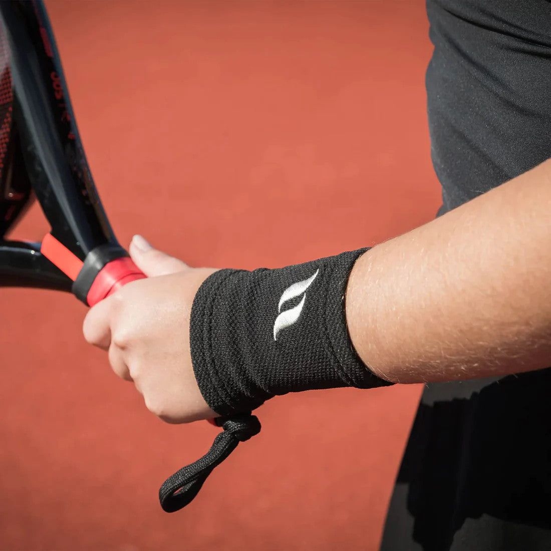 Back on Track Physio Wrist Brace - supporting