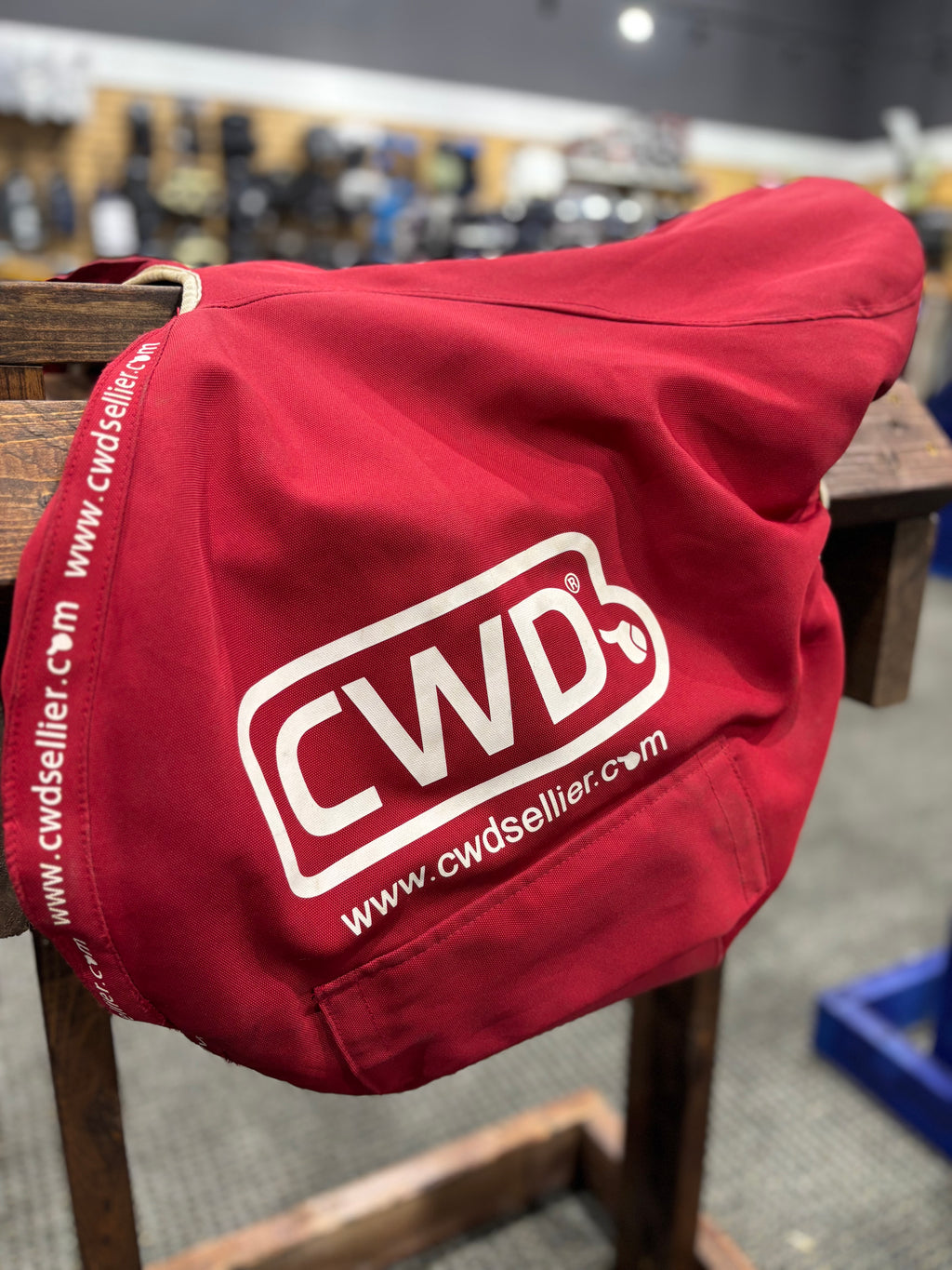 Used Medium CWD Saddle Cover