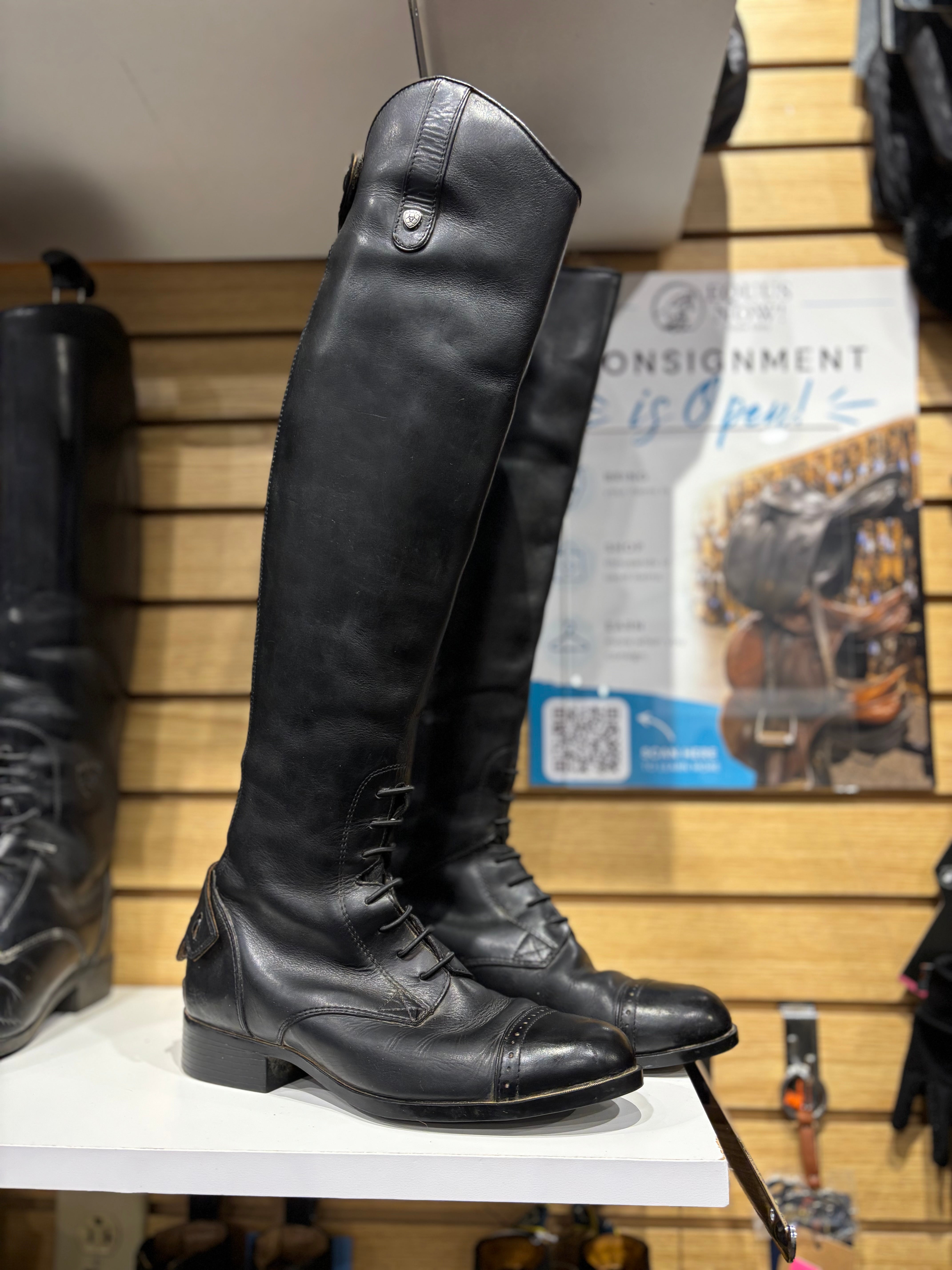 Used Ariat 7.5B Tall/Slim Black Field Boot