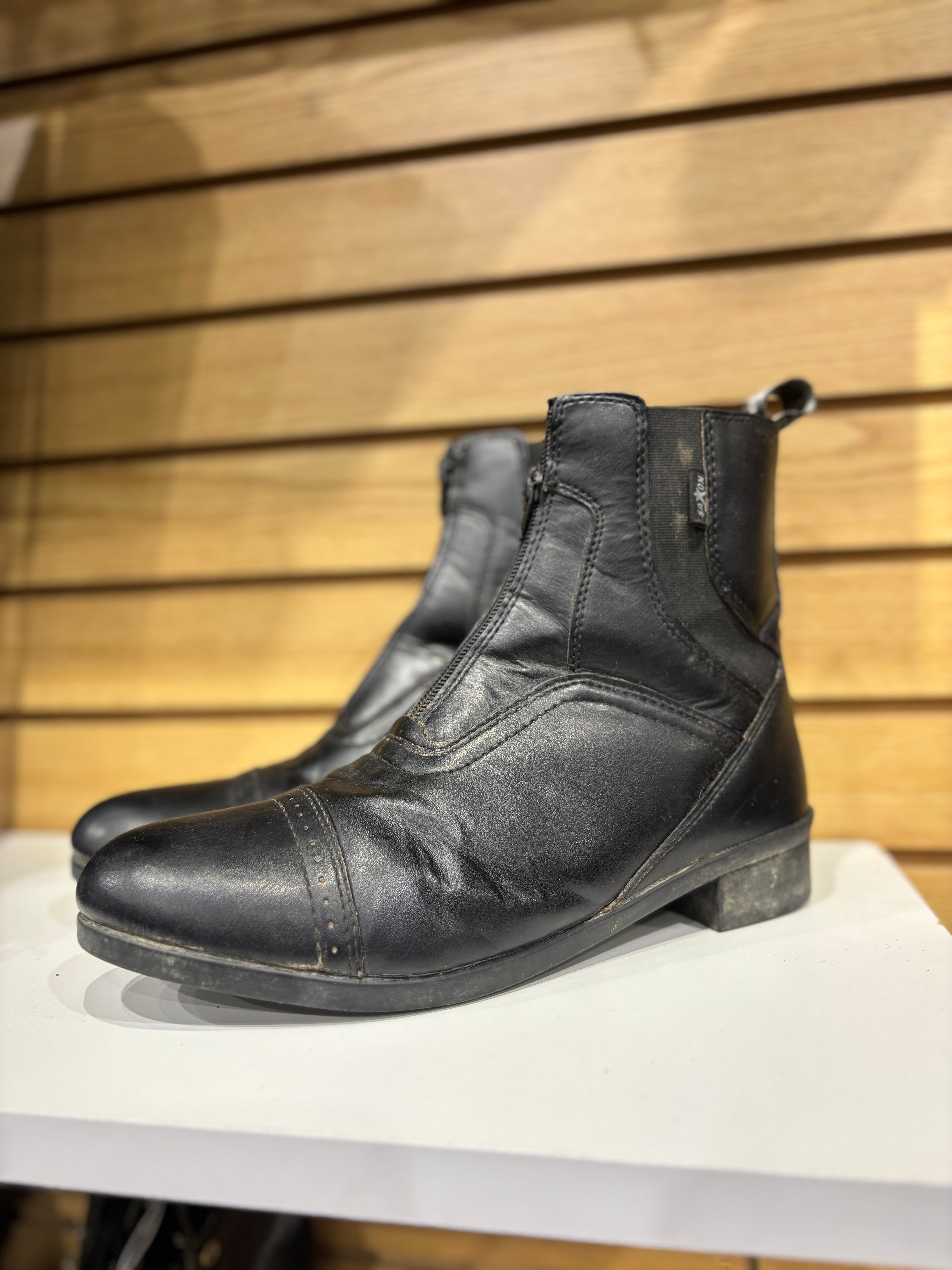 Used Ladies 9 Paddock Boots