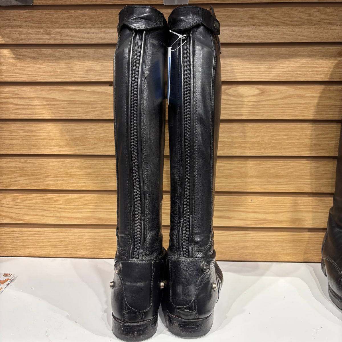 Used 39 R XS Black Fabbri Field Boots