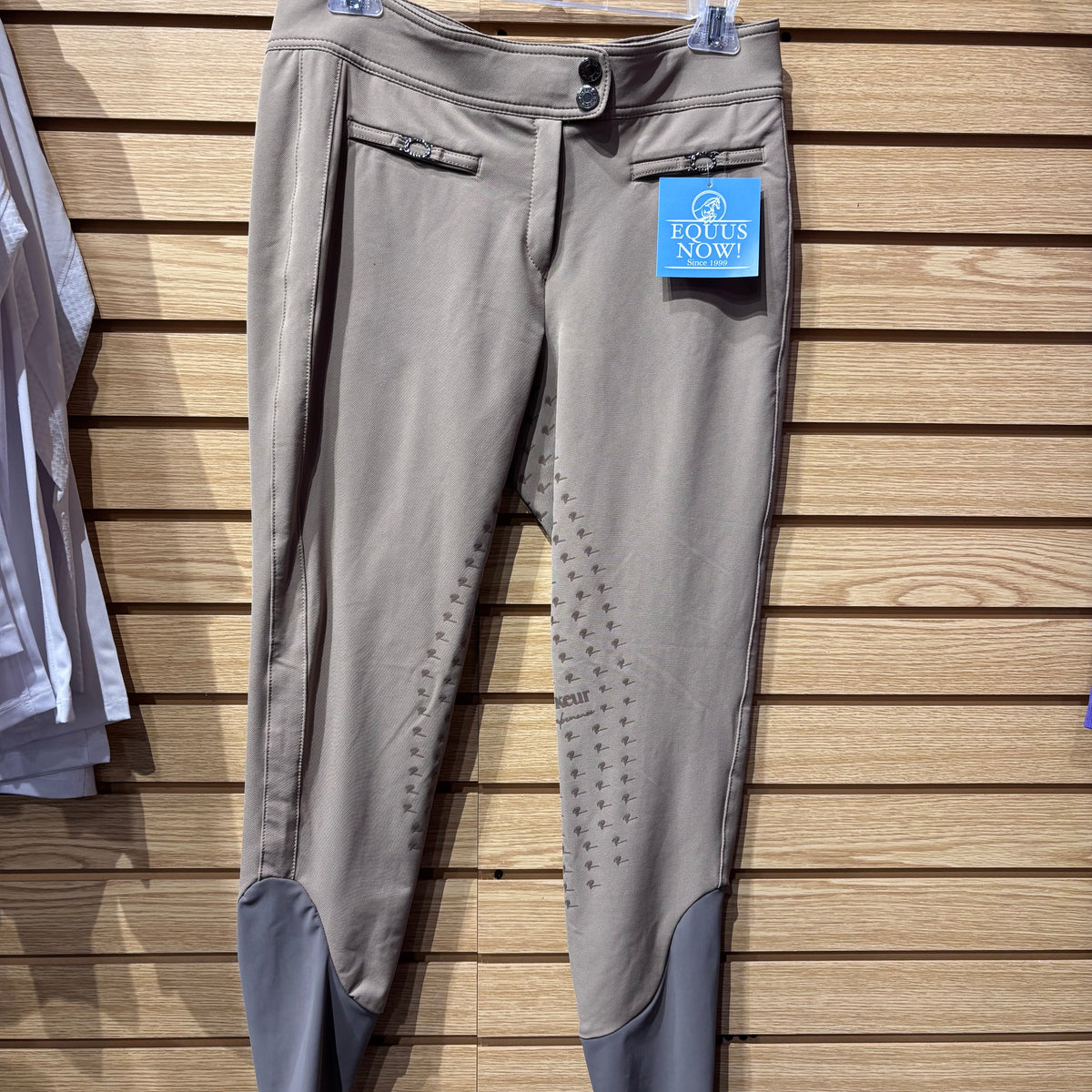 Used USA 30 Tan Pikeur Full Seat Breeches