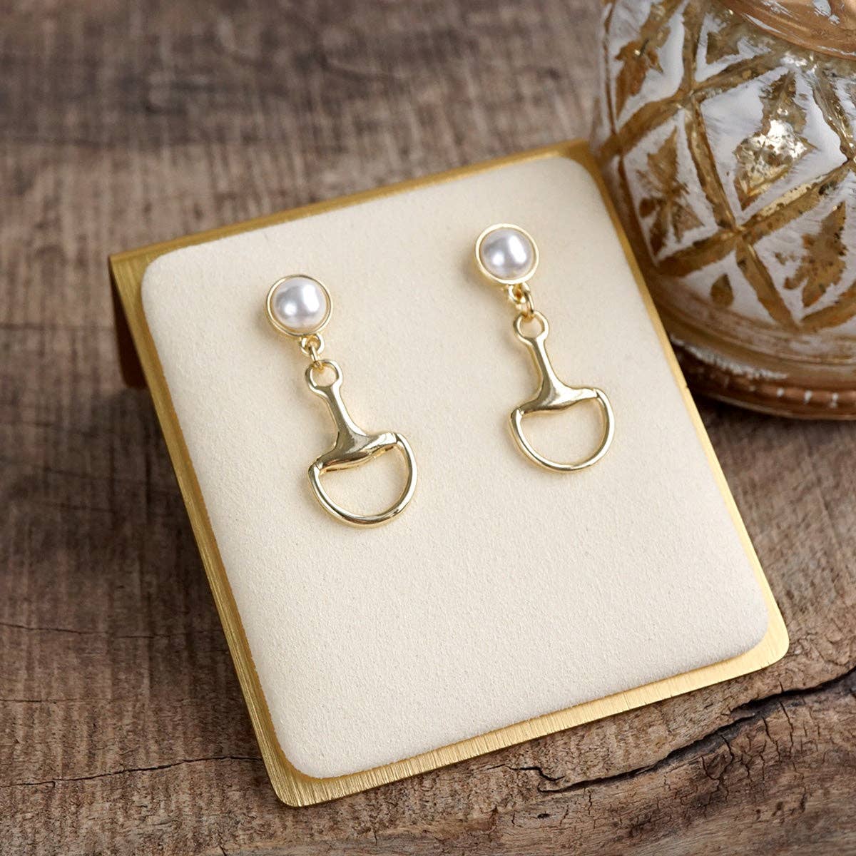 Golden Rein – Pearl Bit Drop Earrings