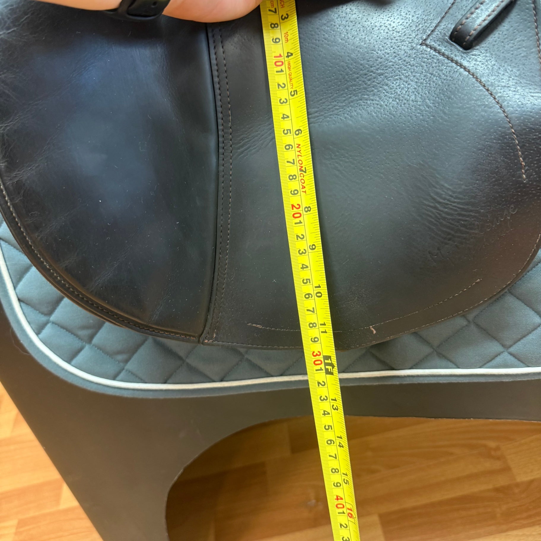 Used M Toulouse Jennine Jump Saddle 17" Adjustable Tree
