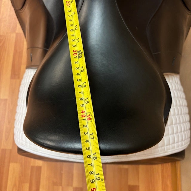 Used Frank Baines Saddle