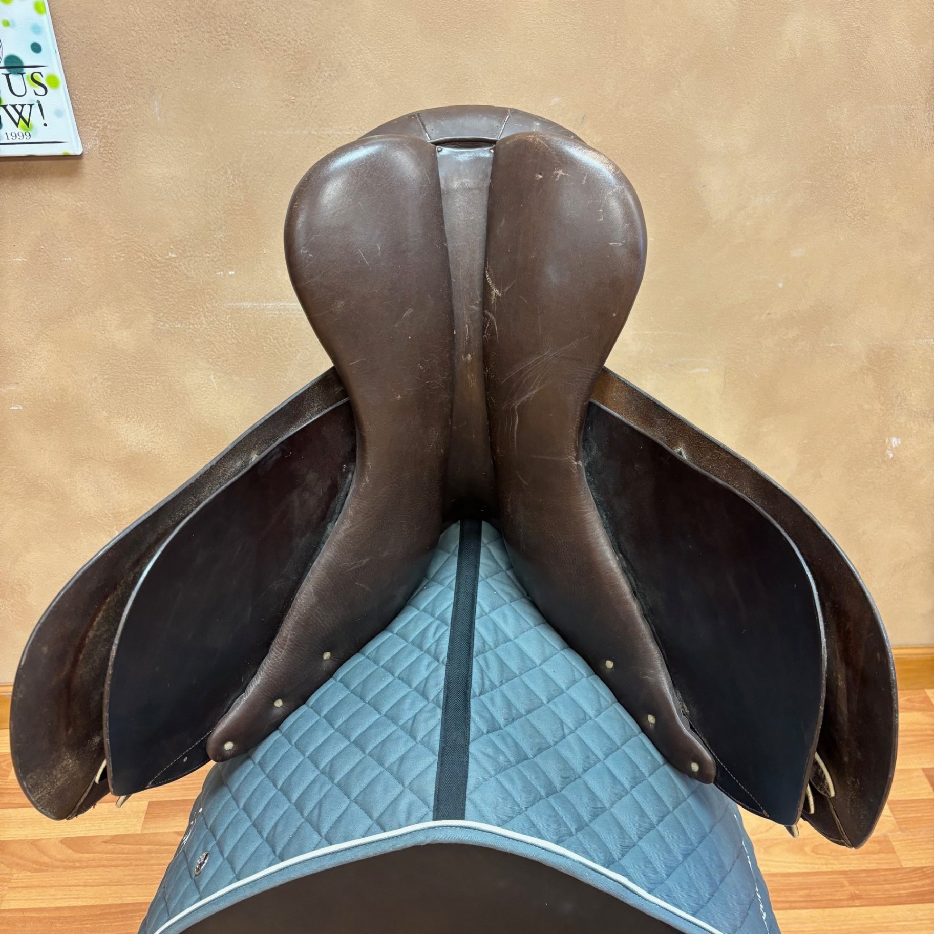 Used Circuit Jump Saddle 17.5" Medium Tree