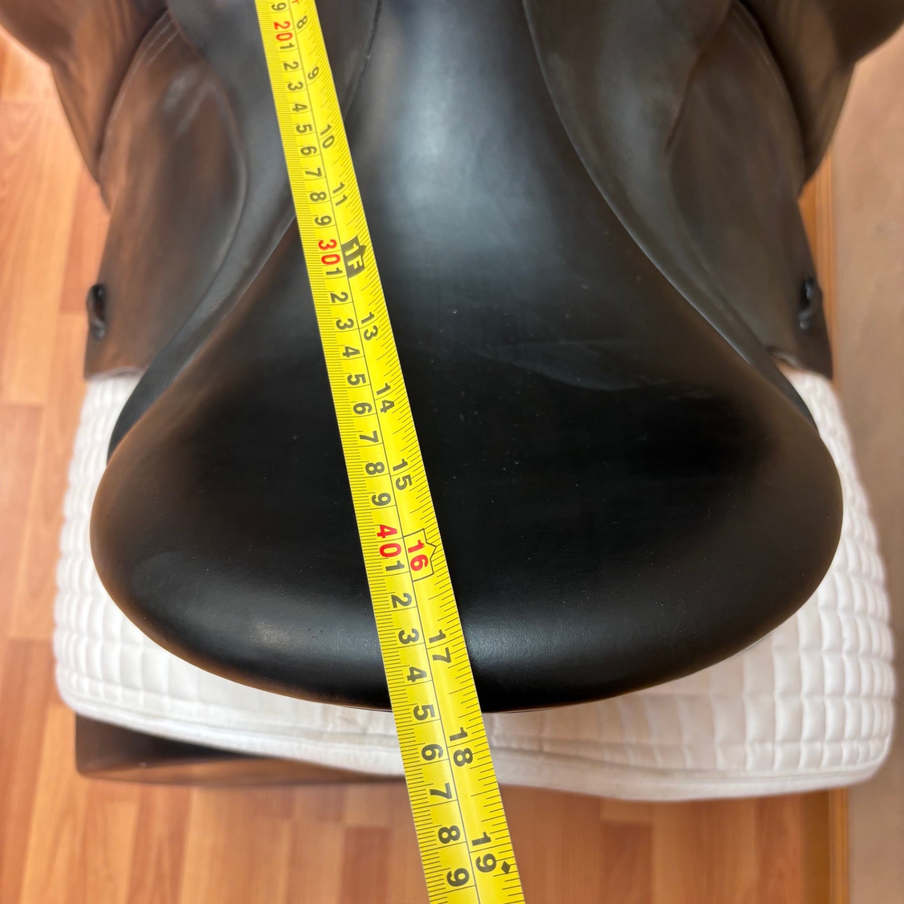 Used Trilogy Verago Elite Dressage Saddle 17.5" Wide Tree