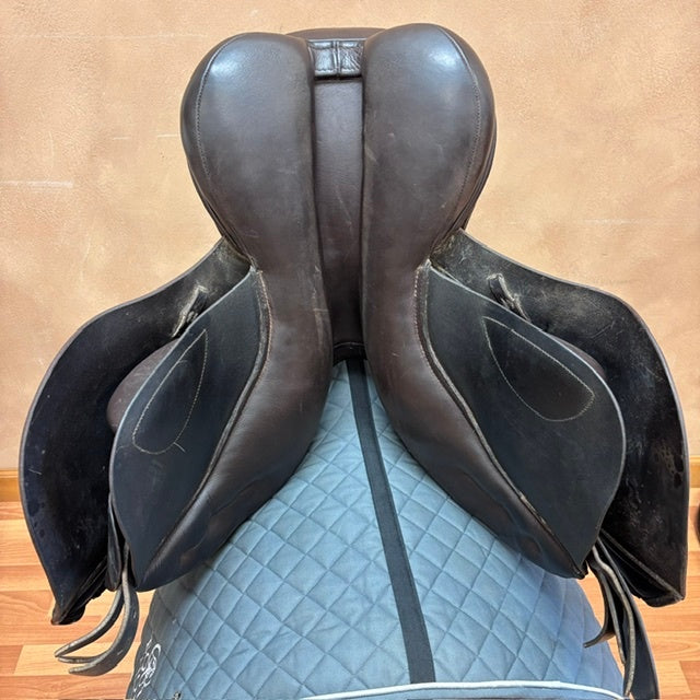 Used Loxley Bliss Jump Saddle 17" Wide Tree