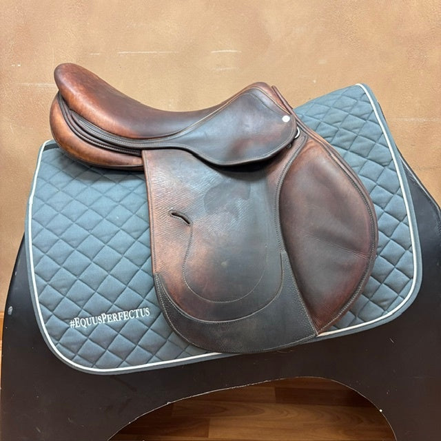 Used Antares Skylla Jump Saddle 17" Wide Tree