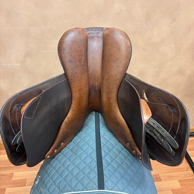 Used Antares Skylla Jump Saddle 17" Wide Tree