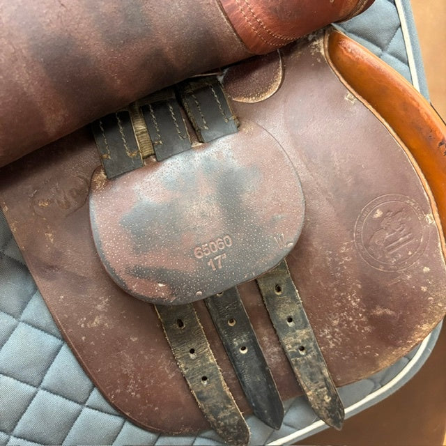 Used Collegiate Ruiz Diaz Jump Saddle 17" Wide Tree
