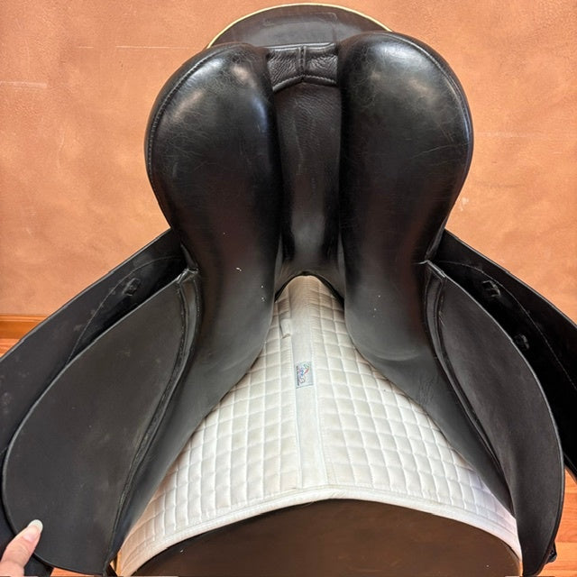 Used Barnsby Majestic Dressage Saddle 16.5" Wide Tree