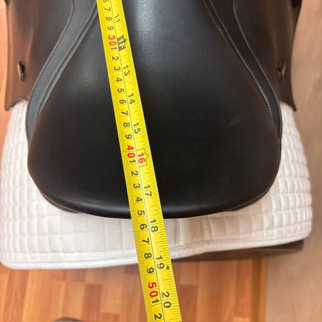 Used Wintec 500 Dressage Saddle 17.5" Adjustable Tree