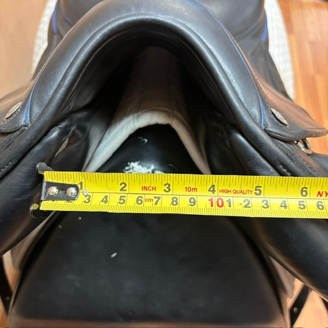 Used Devoucoux Loreak Dressage Saddle 18.5" Wide Tree
