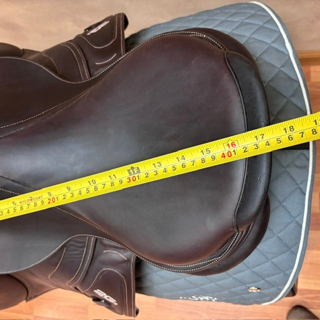 Used CWD SE29 2Gs Jump Saddle 17.5" Wide Tree