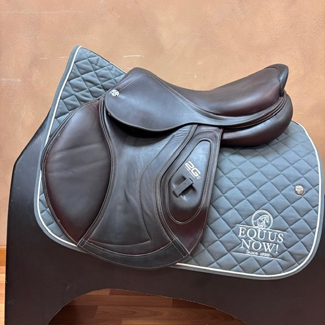 Used CWD SE29 2Gs Jump Saddle 17.5" Wide Tree