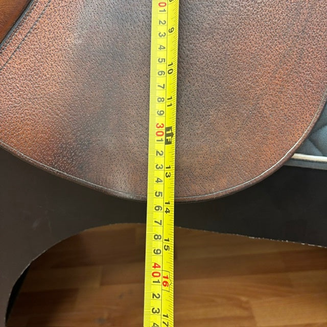 Used Beval BZ Natural 18" Medium/Narrow Tree