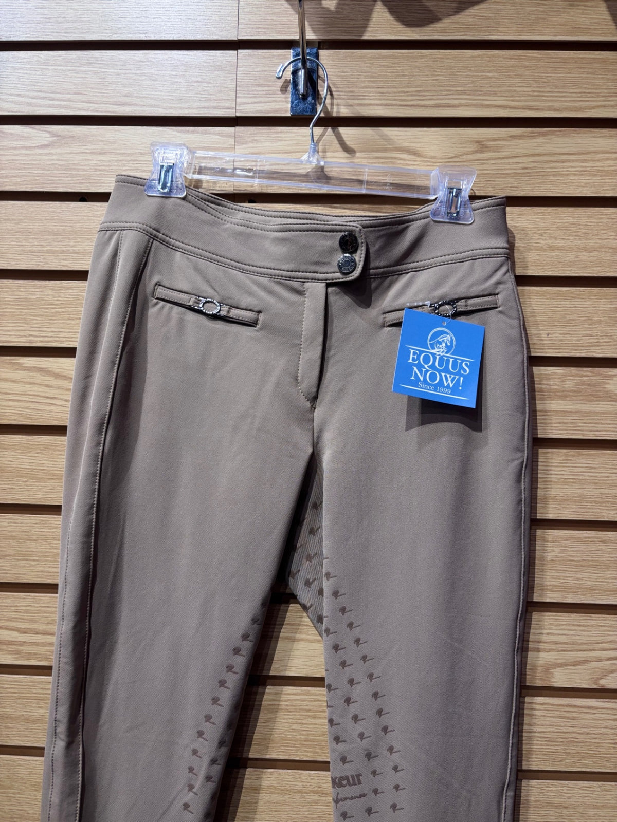 Used USA 30 Tan Pikeur Full Seat Breeches