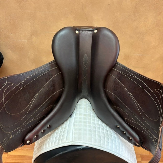 Used Antares Cadence Dressage Saddle 17.5" Medium/Wide Tree 