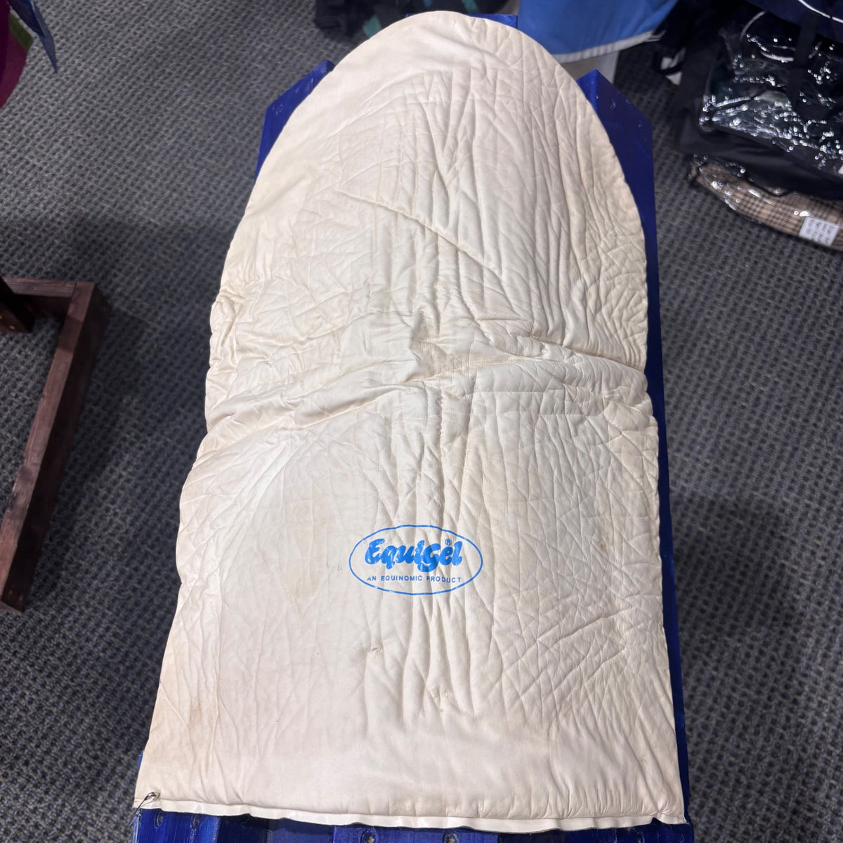 Used Full White EquiGel Half Pad