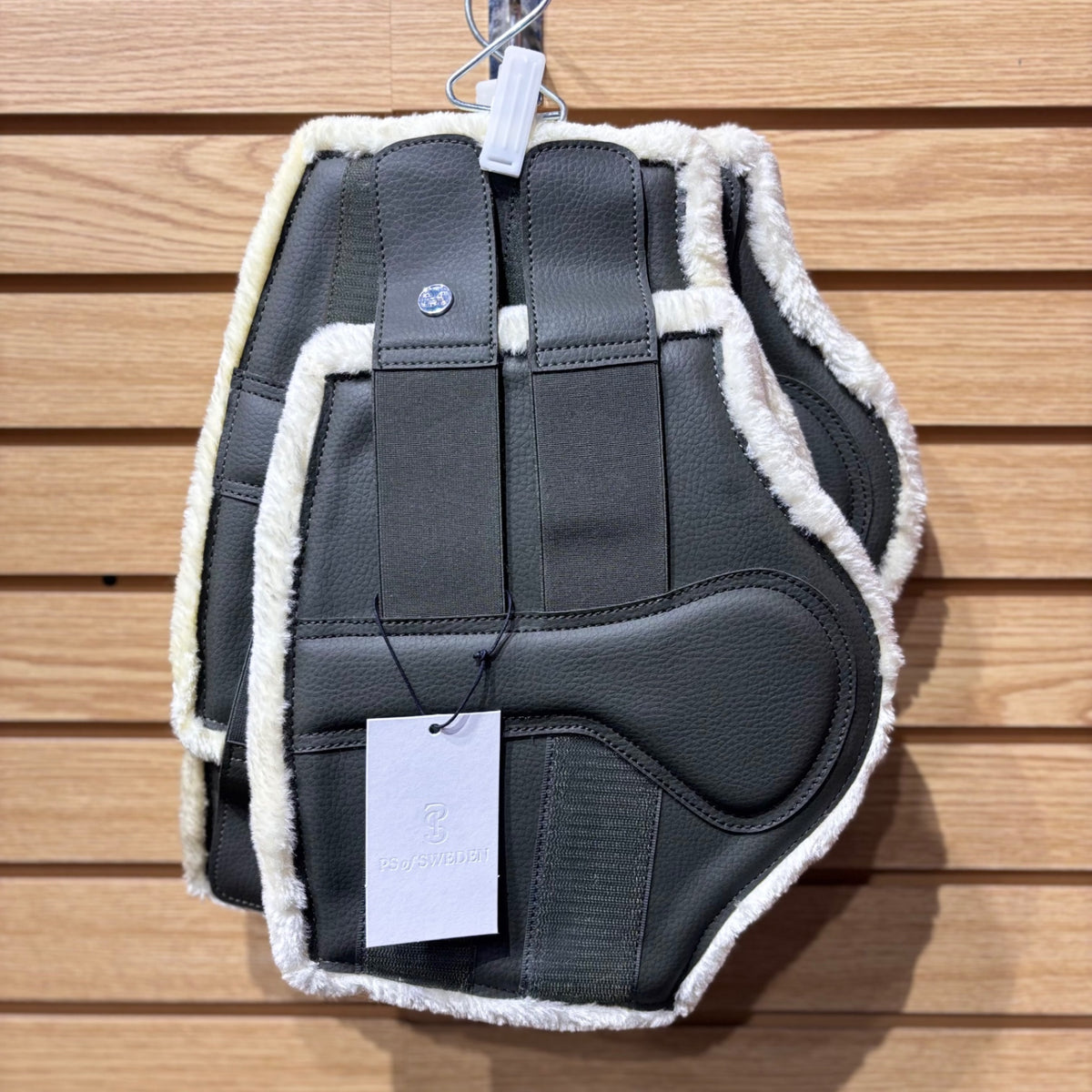 Used Full Forest Green PS of Sweden Fleece Brushing Boots (4)