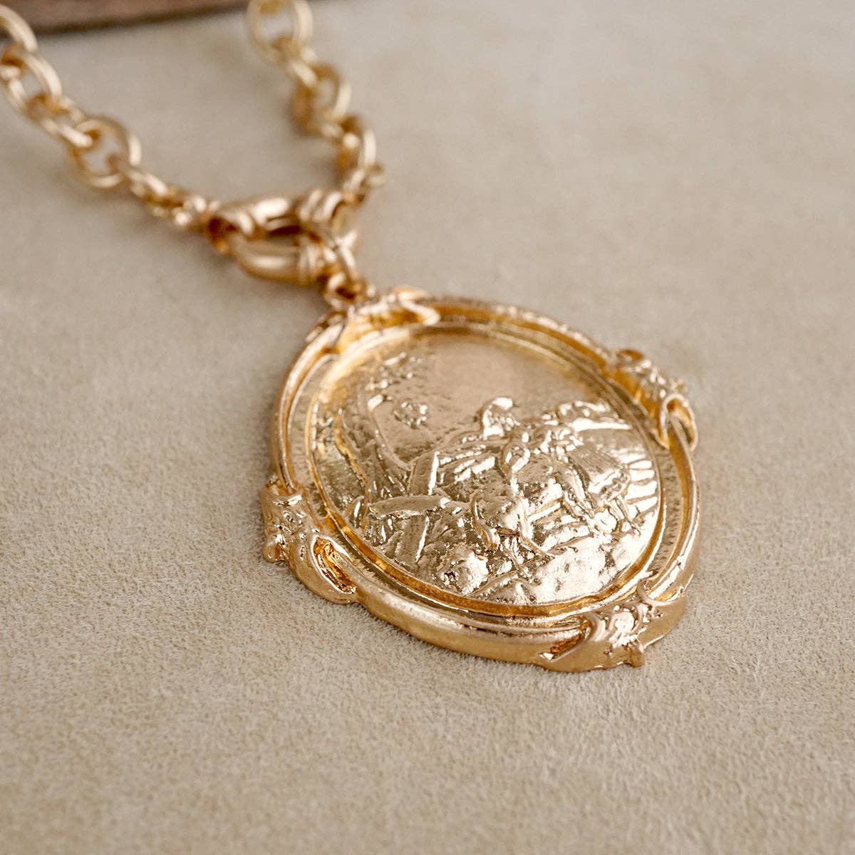Long Horse Pendant Necklace – Equestrian Keepsake
