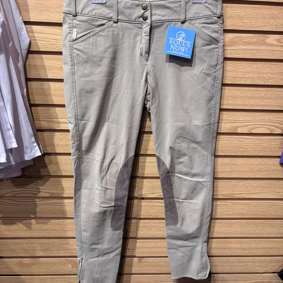 Used 32 Tan Tailored Sportsman Knee Patch Breeches