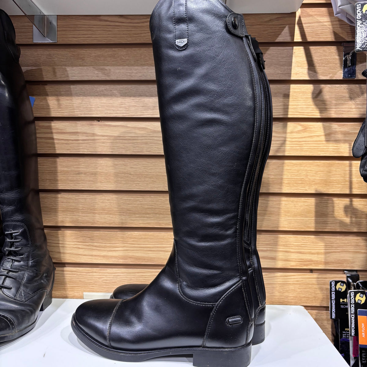 Used 9R Black Horze Rover Tall Boots