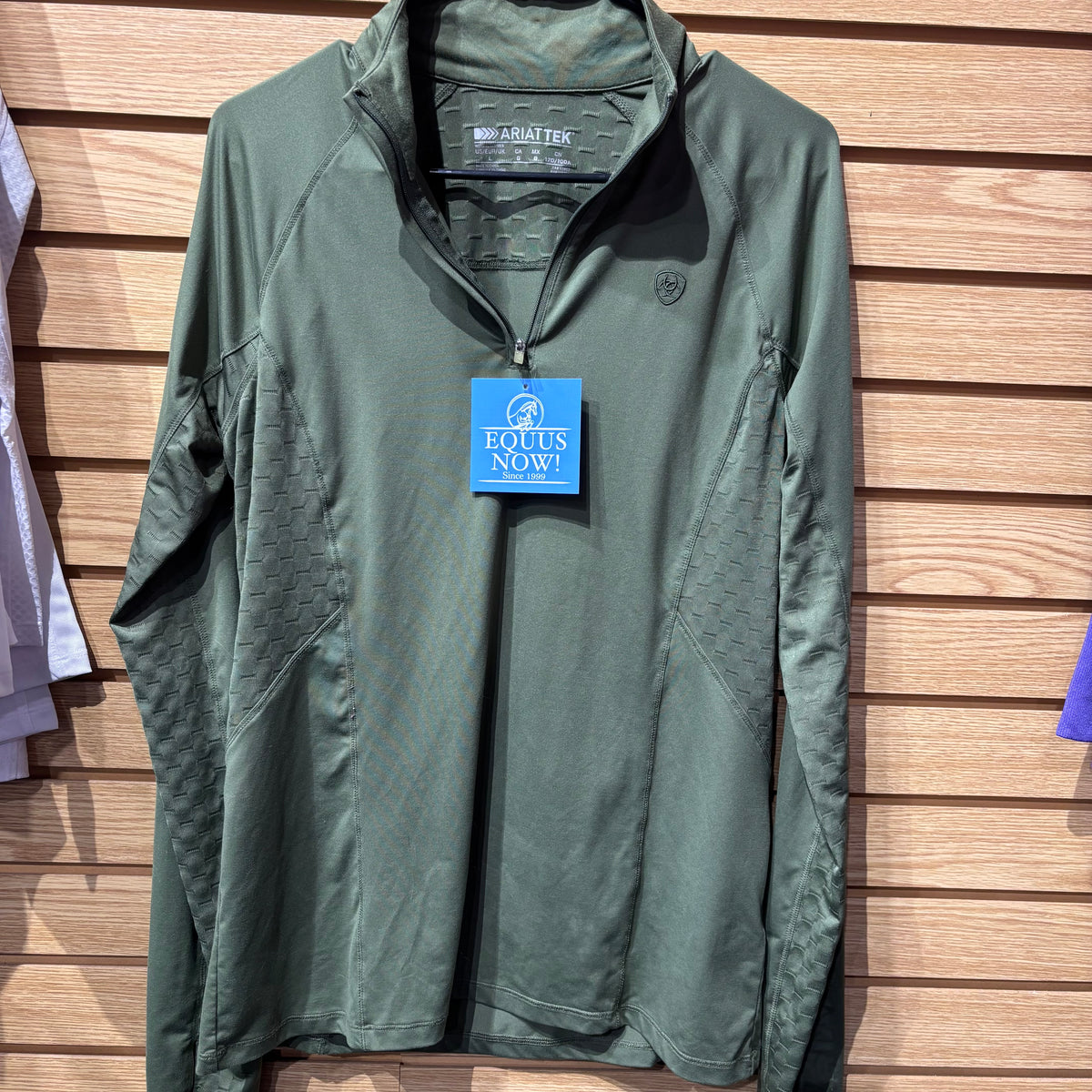 Used Large Green AriatTek Ventilated Long Sleeve