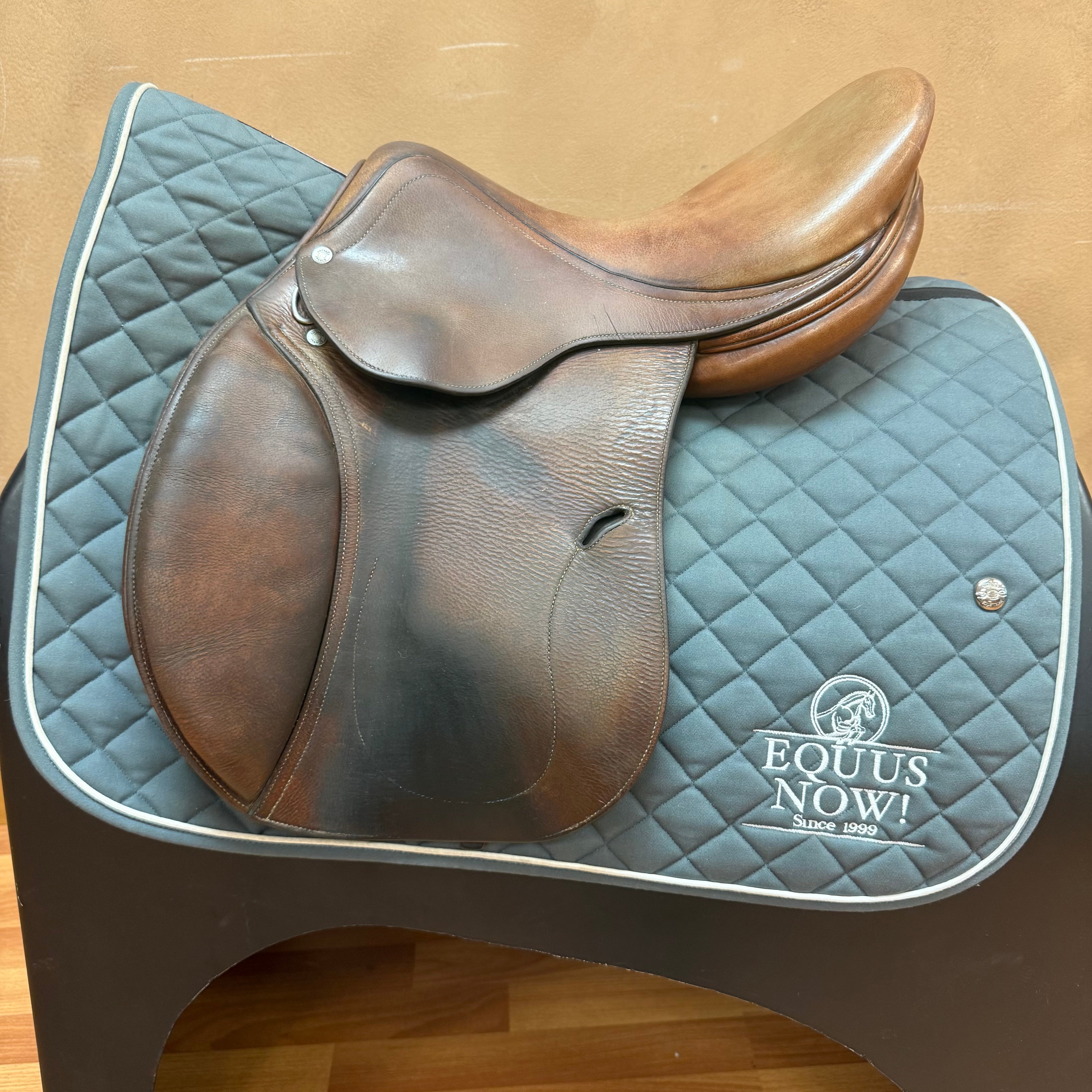 Used Antares Jump Saddle 16.5” Medium Tree