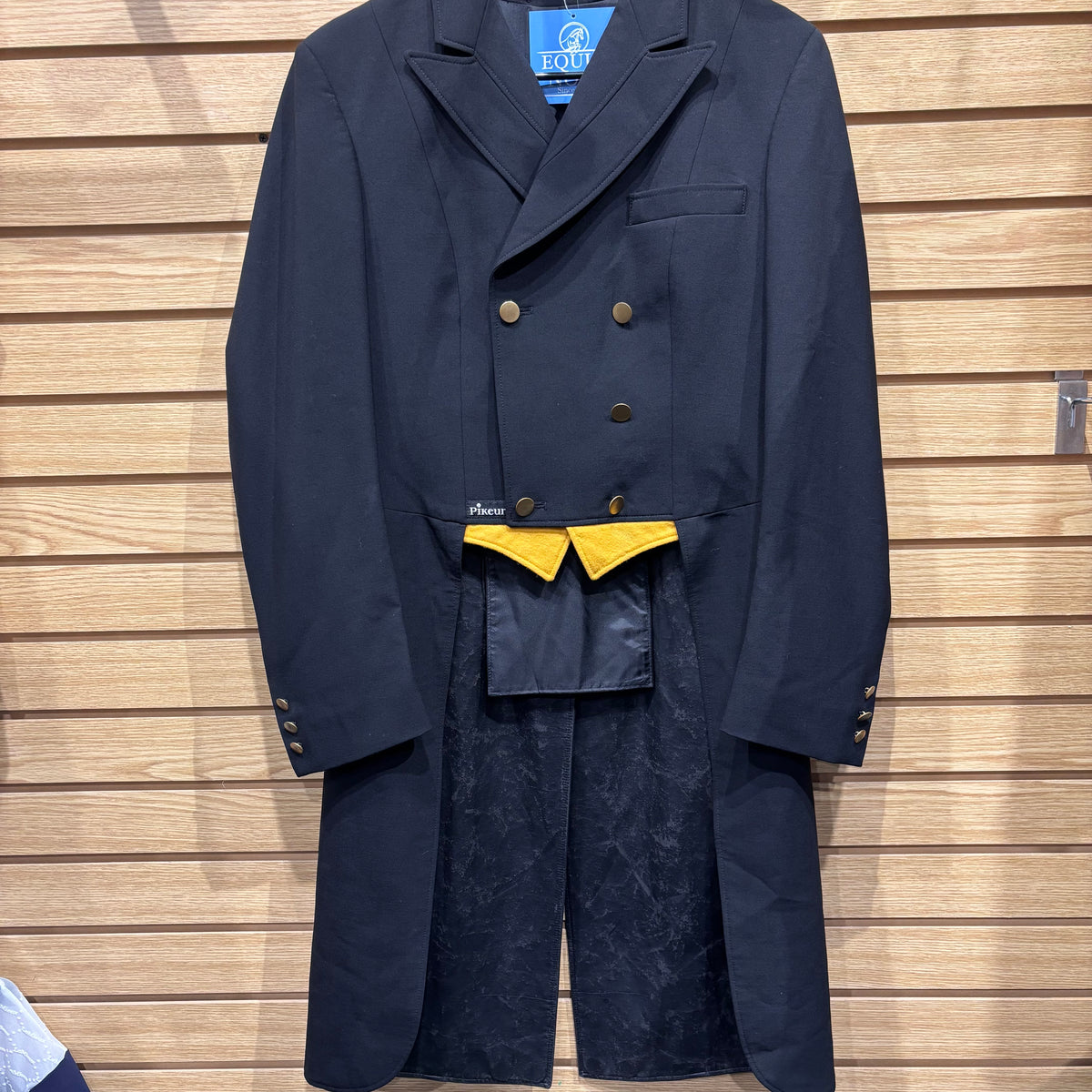 Used Pikeur 12L Black/Gold Shadbelly