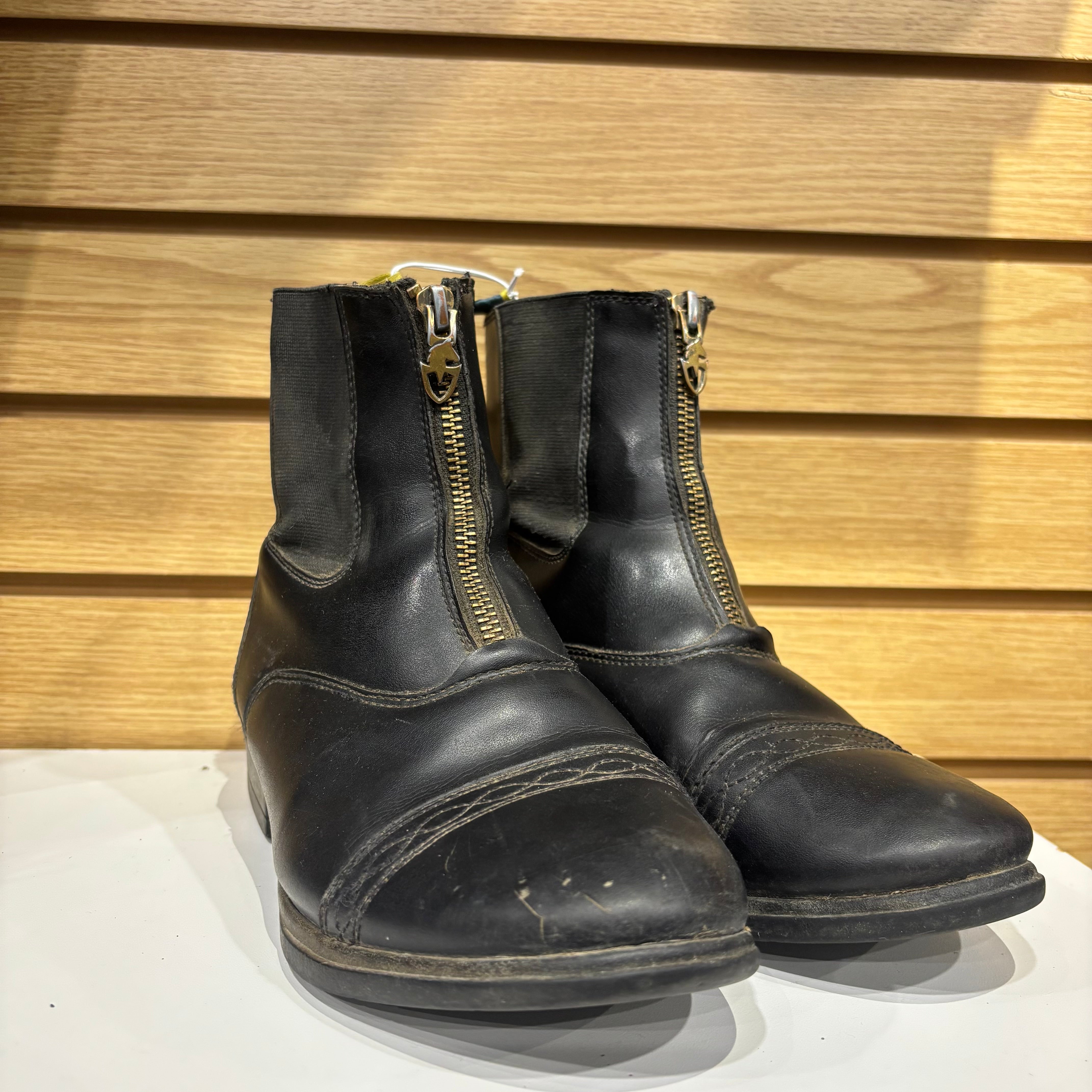 Used 5 Moretta Paddock Boots