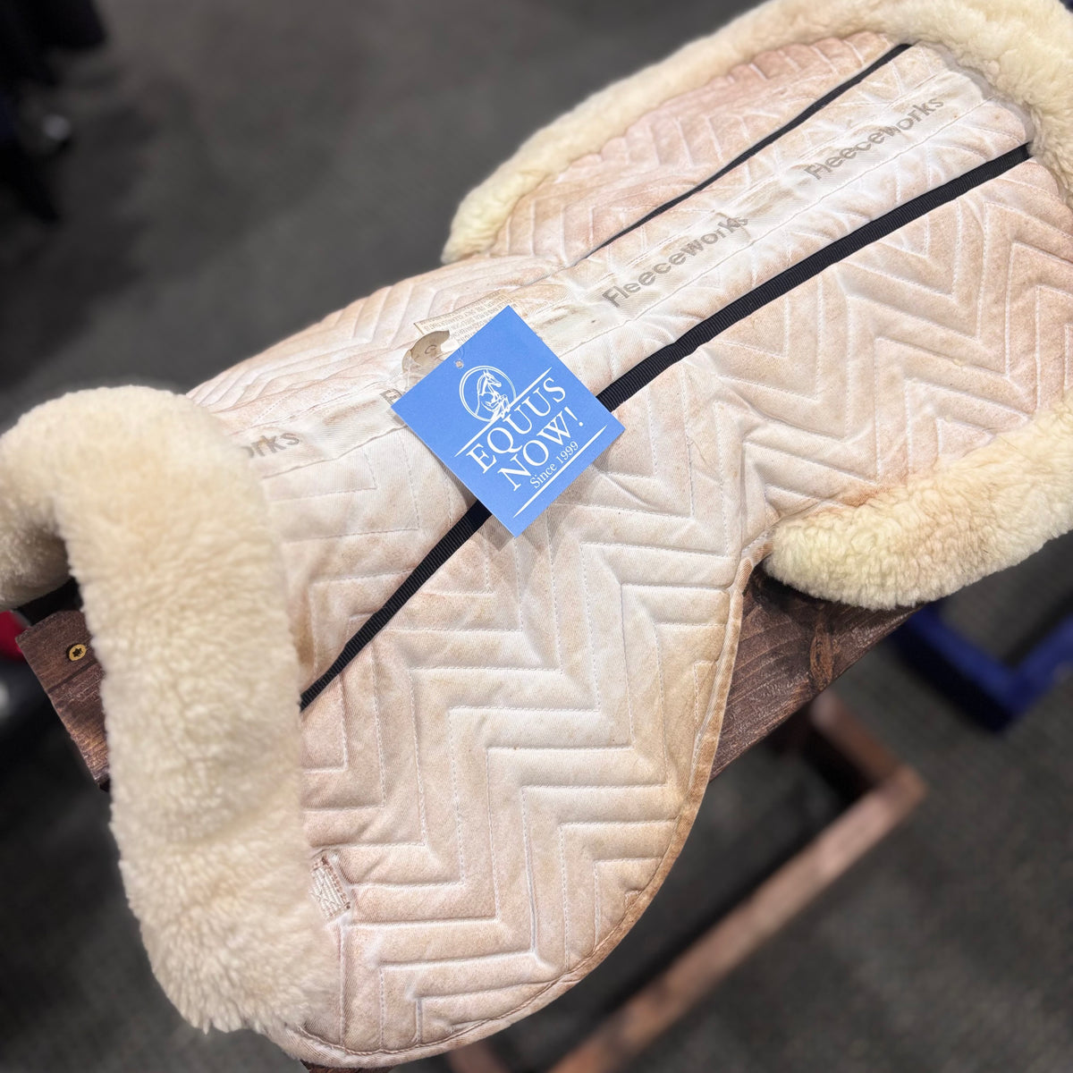 Used Large White Fleeceworks Half Pad