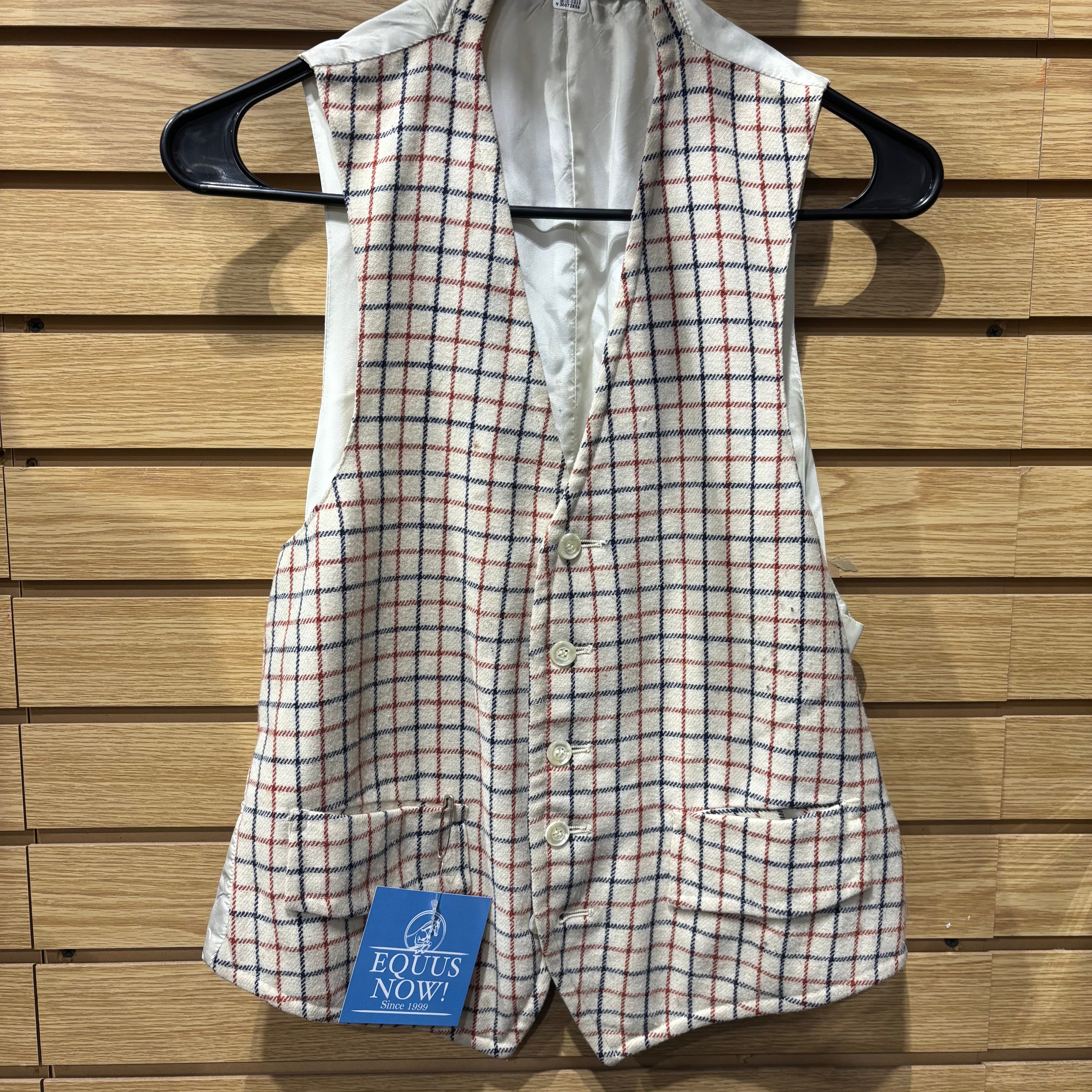 Used Medium White Plaid Hunt Vest