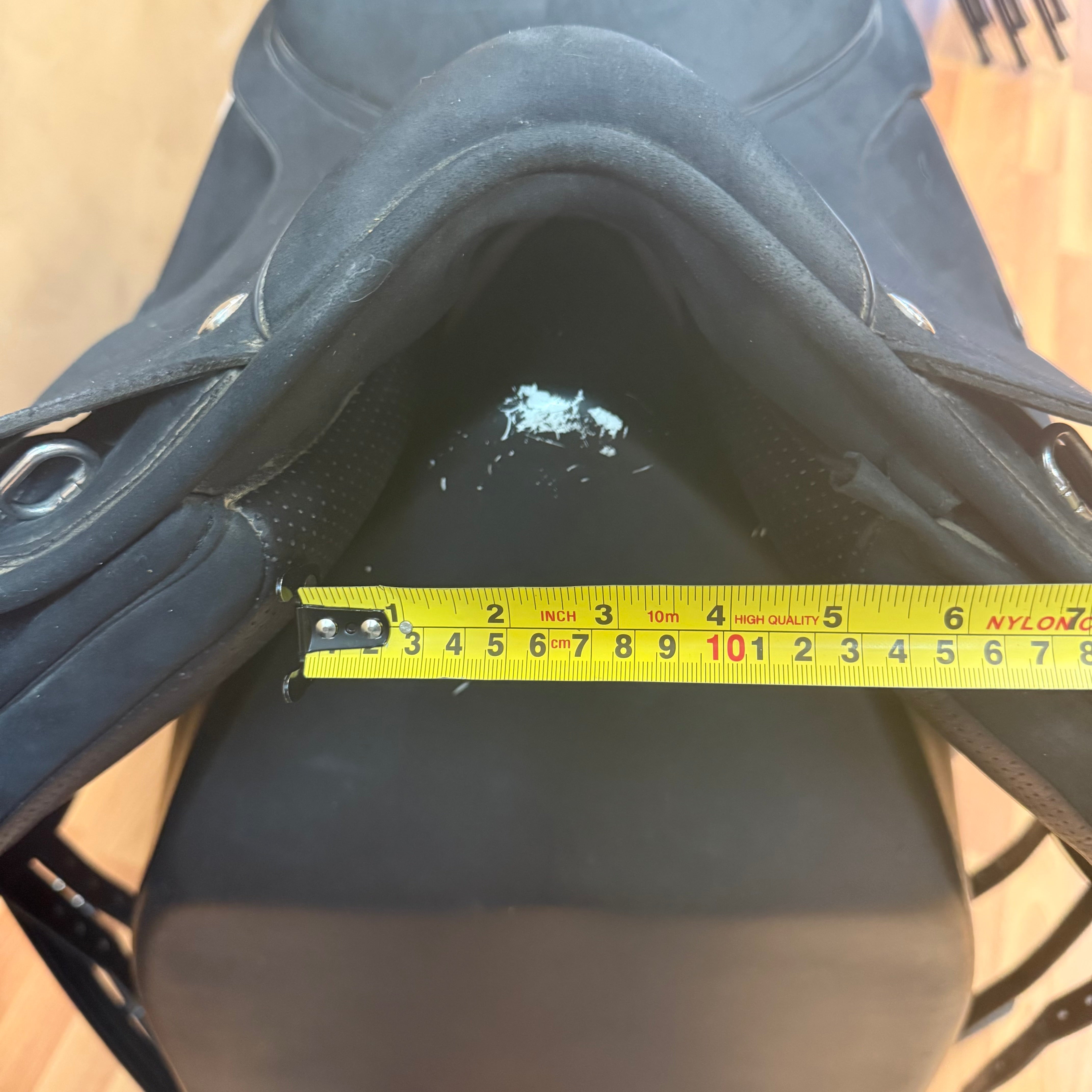 Used Wintec Isabel Dressage Saddle 17" Extra Wide