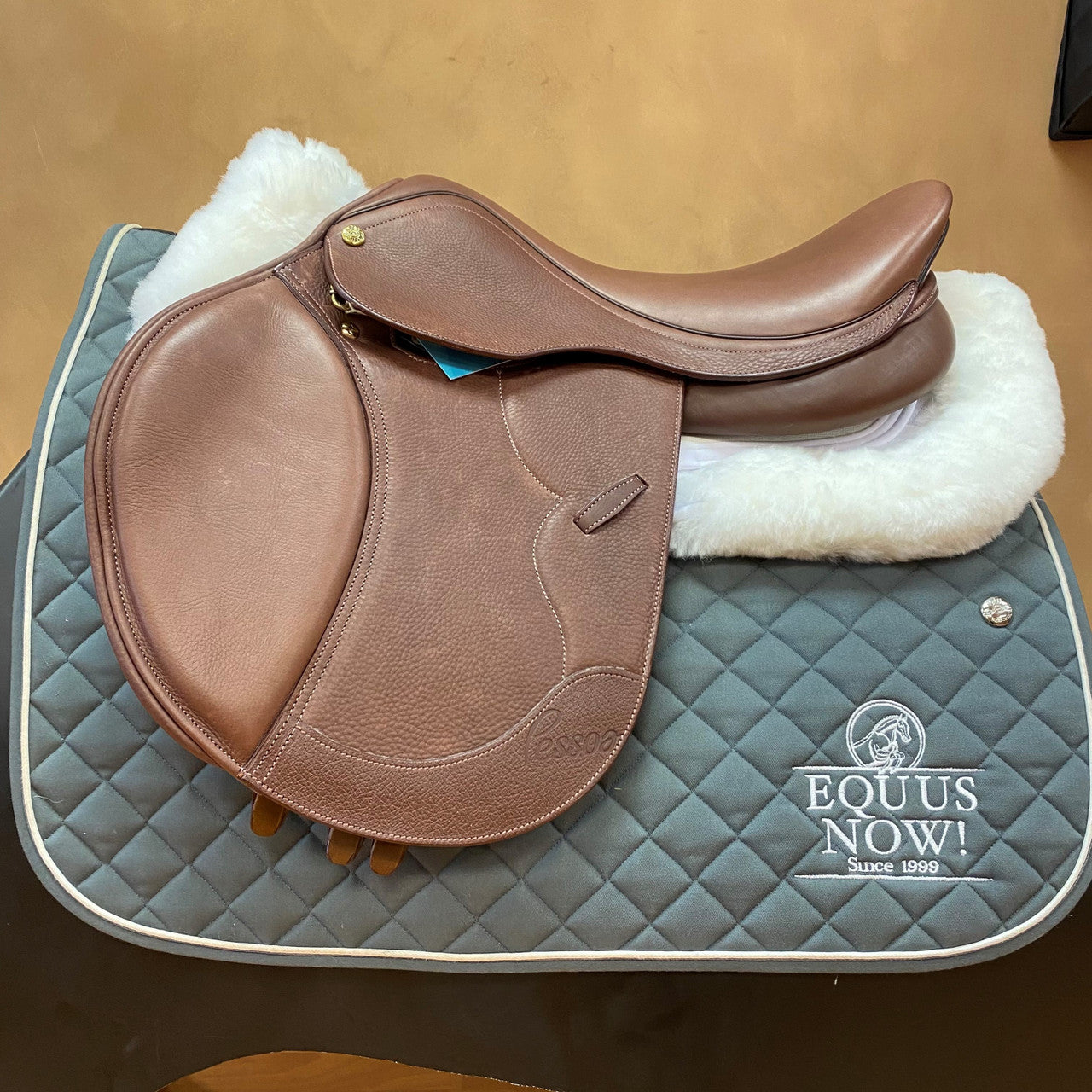 DEMO Pessoa Gen-X3 Jump Saddle 16.5" Medium Tree - sku to order - 60043388